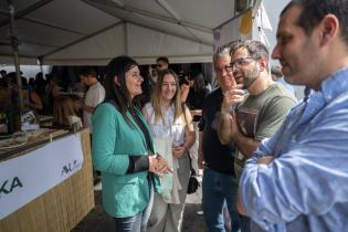 20251101dicimouyjmr1574.jpg Jornada de adopción de animales y feria vegana en el Velódrom