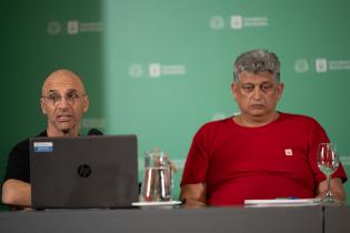  Seminario de Guardavidas por 90° aniversario del servicio