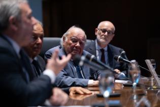 Presentación de libro del contador Enrique Iglesias