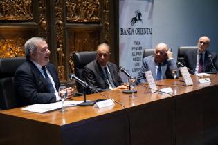 Presentación de libro del contador Enrique Iglesias