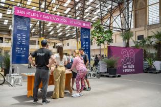 Retiro de kits de la carrera San Felipe y Santiago