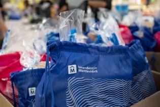 Retiro de kits de la carrera San Felipe y Santiago