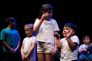 Muestra talleres del programa Esquinas de la Cultura en la sala 