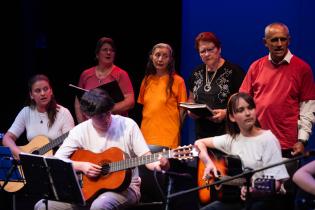 Muestra talleres del programa Esquinas de la Cultura en la sala 