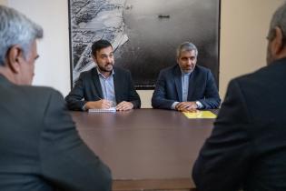Reunión con representantes de la embajada de Irán