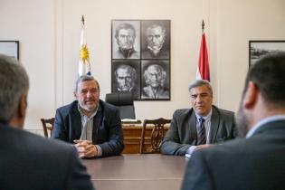 Reunión con representantes de la embajada de Irán