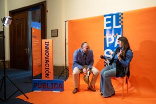 InLAB, registro de actividades en pasillo