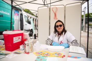 Testeos por el Día de Mundial respuesta del VIH
 Título Testeo