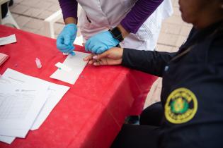 Testeos por el Día de Mundial respuesta del VIH
 Título Testeo