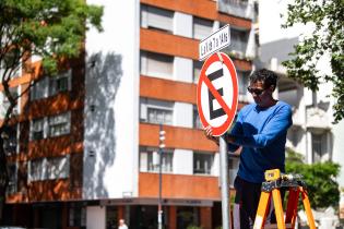 Colocación de cartelería de prohibido estacionar