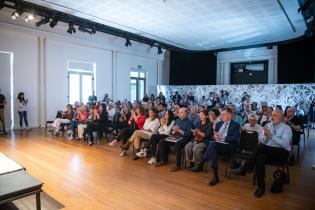 Declaración de Ciudadano Ilustre de Montevideo a Osvaldo Leite