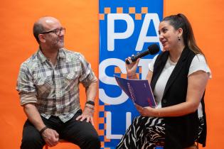 InLAB, registro de actividades en pasillo