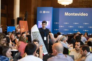 InLAB, registro de actividades en pasillo