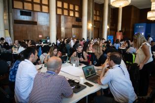 InLAB, registro de actividades en pasillo