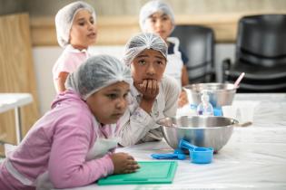 Curso de Cocina Uruguay para niñas y niños, en el MAM