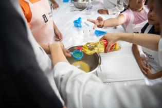 Curso de Cocina Uruguay para niñas y niños, en el MAM