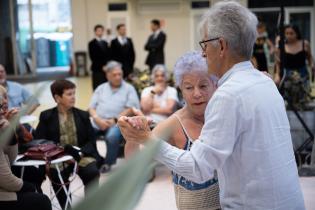 Milonga esquinera en el Espacio Modelo