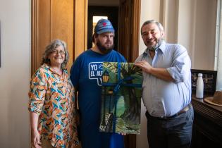 Intendente Mario Bergara se reune con la Asociación de Autismo 