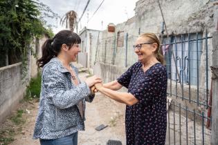 Mudanza de 46 viviendas del asentamiento Alfonso Lamas - Barros 