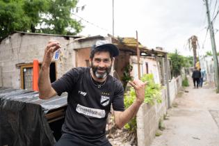 Mudanza de 46 viviendas del asentamiento Alfonso Lamas - Barros 