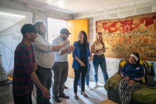 Inauguración de viviendas de realojo para familias del asentami