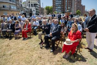Inauguración de plazoleta Jorge Sapelli
