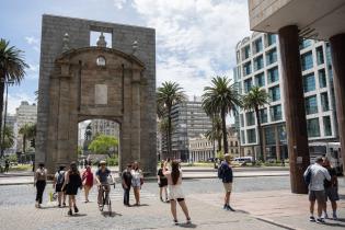 Llegada de cruceros al puerto de Montevideo