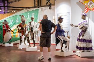 Llegada de cruceros al puerto de Montevideo