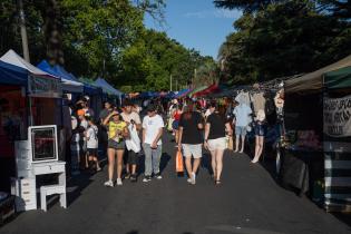 Recorrida por ferias de Montevideo por Navidad