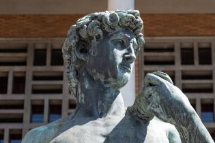 El David, réplica Miguel Ángel, explanada Intendencia