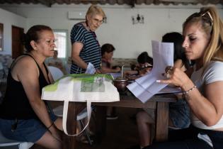  Entrega de contenedores en municipios A y G