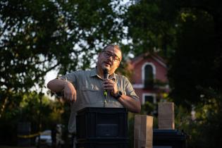 Entrega de contenedores en municipio G