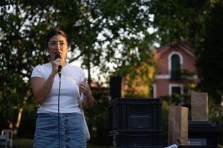 Entrega de contenedores en municipio G