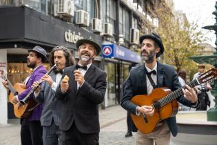 Presentación de cartelería turística en Ciudad Vieja