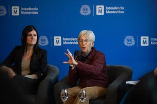 Directora de Desarrollo Social, Graciela Villar, durante la actividad "Climaterio y menopausia" por el Día Internacional de Acción por la Salud de las Mujeres