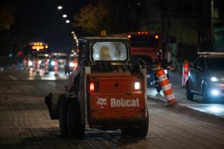 Reparación vial en Av. Agraciada entre 19 de Abril y Lozano