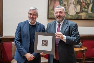  Visita del presidente del gobierno de Canarias, Fernando Clavij