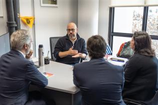 Visita de embajador de España y embajador en misión especial p