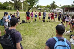 Jornada de canotaje y remo en los humedales del río Santa Lucía, proyecto "Acuáticas"