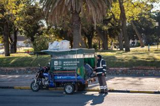 Operativo de limpieza durante la Maratón de Montevideo 2022