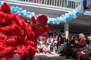 Inauguración de la Escuela República Popular de China