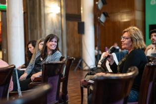 Mesa de trabajo por los 300 años de Montevideo: Montevideo y sus generaciones: infancia, juventud, historias de vida