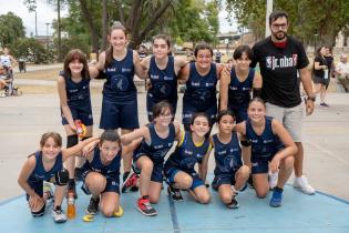 Partido Torneo Jr. NBA en el parque Capurro