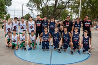 Partido Torneo Jr. NBA en el parque Capurro 