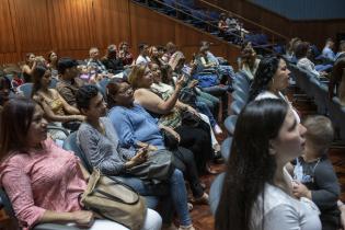 Entrega de certificados en capacitación laboral para personas refugiadas, solicitantes de asilo y migrantes 