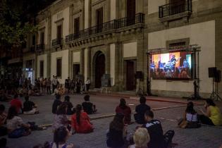 Socio en el ciclo Late Ciudad Vieja