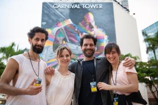 Elenco de “Nociones básicas para la construcción de puentes” de la Comedia Nacional, en el Festival Internacional de Teatro Hispano (FITH) en Miami, Estados Unidos, 7 de julio de 2021 Elenco de “Nociones básicas para la construcción de puentes” de la Comedia Nacional, en el Festival Internacional de Teatro Hispano (FITH) en Miami, Estados Unidos, 7 de julio de 2021
