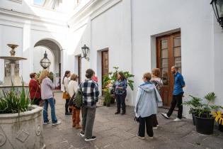 Las cosas de los tiempos de Artigas: un recorrido por la Ciudad Vieja que nos acerque al período desde la cultura material