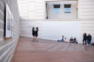 Inauguración de muestra fotográfica del CdF "Tangueres. Un arrabal diverso" en la Plaza de la Diversidad