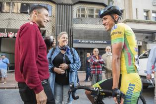 Largada de la 77° edición de la Vuelta Ciclista del Uruguay 2022 en la  explanada de la Intendencia de Montevideo